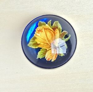 Vintage Horse Bridle Rosette  Featuring Yellow Flowers Silver